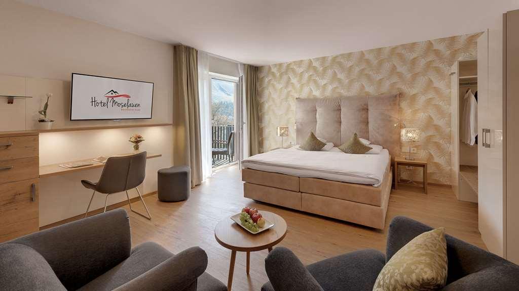 Mcdreams Hotel Есен Стая снимка