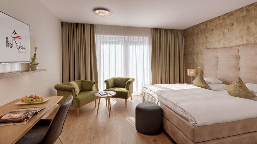Mcdreams Hotel Есен Стая снимка